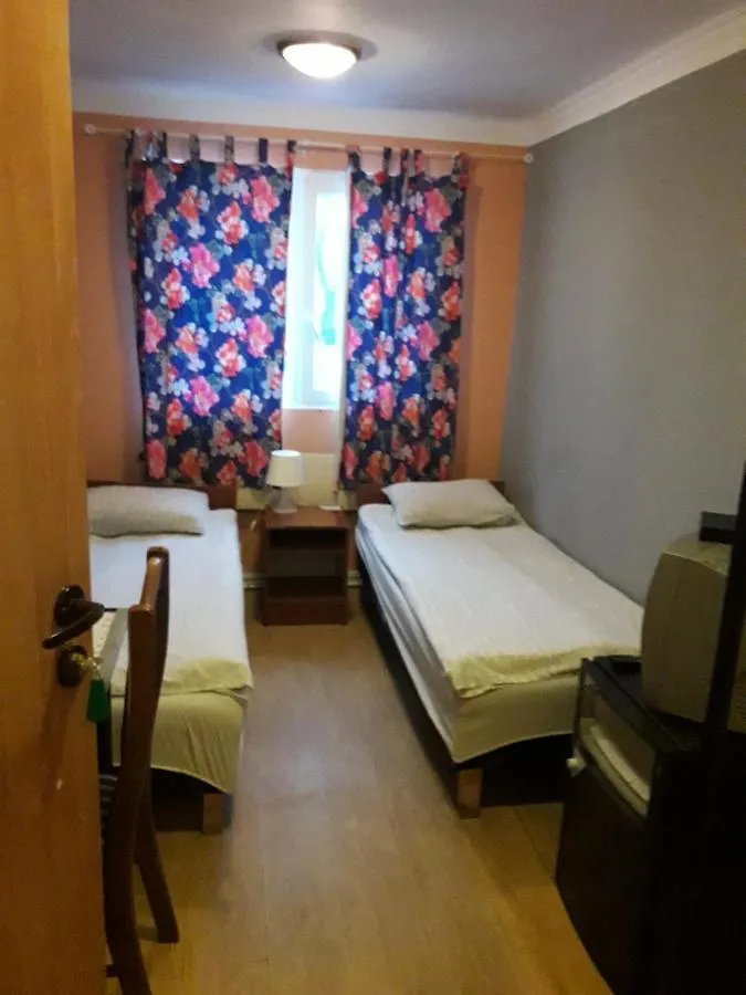 Hostel Twardowski Warschau Polen